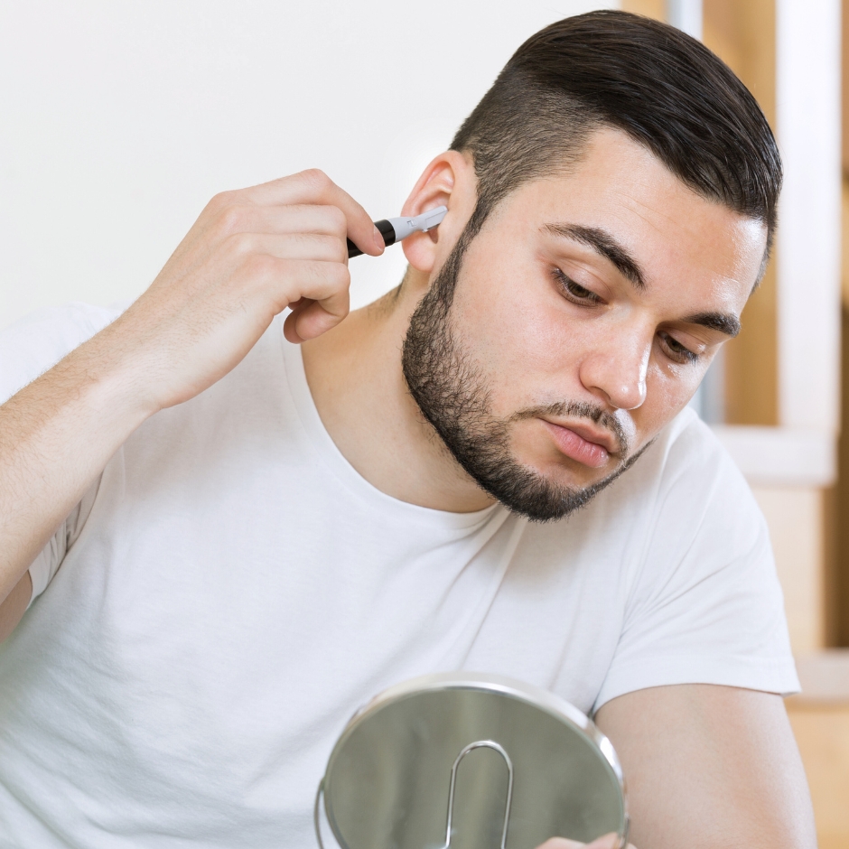 Для чего нужны волосы в ушах и можно ли их удалять?